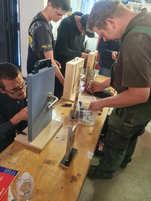 Dienst Türnotöffnung