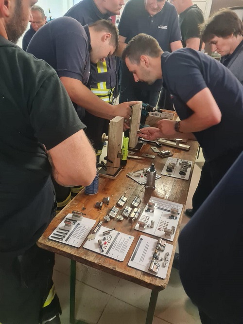 Dienst Türnotöffnung