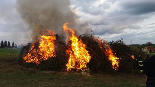 Foto: Frühlingsfeuer April 2017