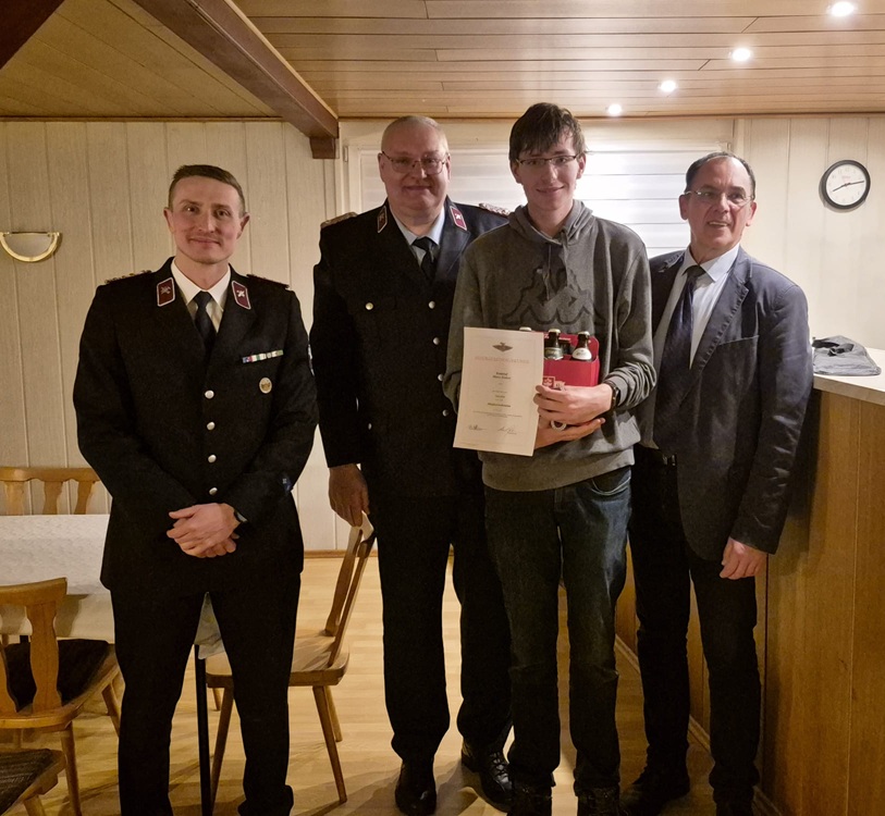 Foto: JHV 14.3.25 Bef&ouml;derung Oberfeuerwehrmann