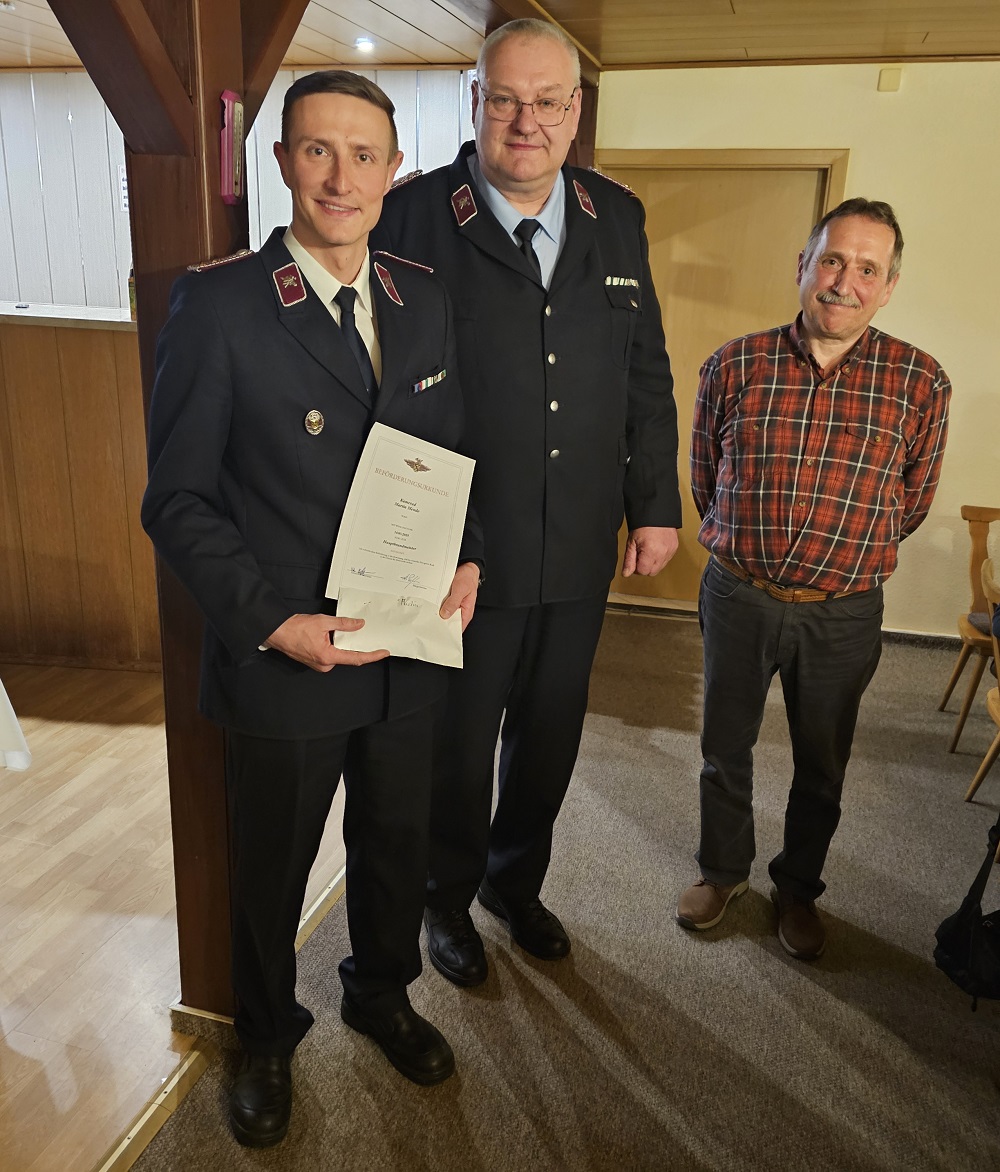 Foto: JHV 14.3.25 Beföderung Hauptbrandmeister