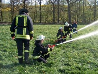 Foto: Wanderpokal des Lanrates